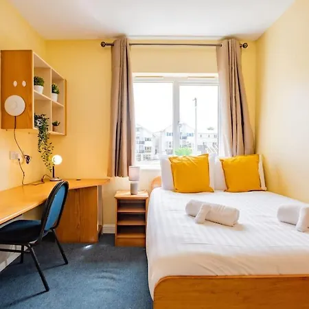 דירה Comfortable 3 Bedroom With Parking