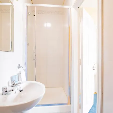 58 - Affordable 3 Bed Appartement *