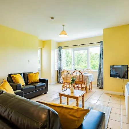 Comfortable 3 Bedroom With Parking 戈尔韦